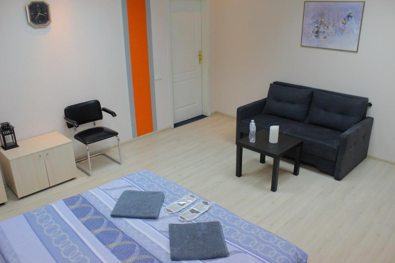 Uneed Rooms Podil Kiev Bagian luar foto